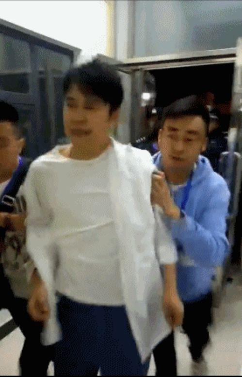 爆料网友被抓视频大全最新